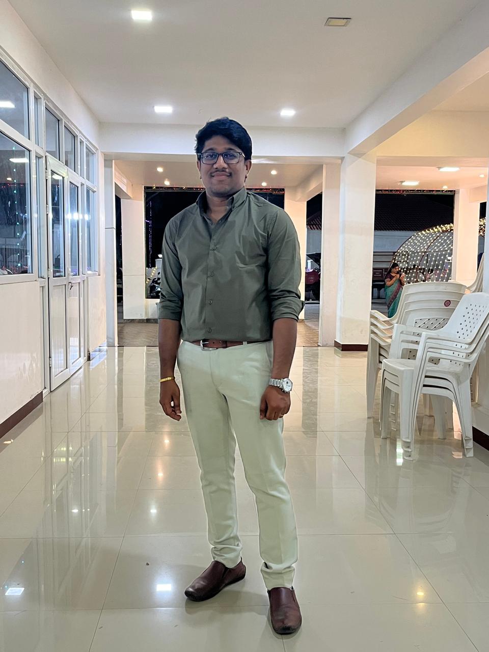V.V.தீபக் 